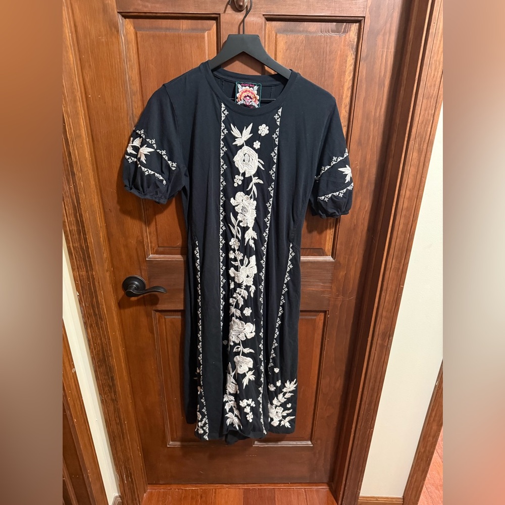 Johnny Was Camille Seamed Knit Dress Size M
